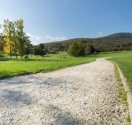 Golf De Le Chateau Rougemont-le-Chateau