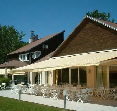 Golf De Le Chateau Rougemont-le-Chateau
