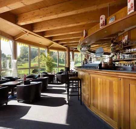 Golf De Le Chateau Apartment *